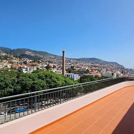 Garden And Seaview Apartment - Free Parking Funchal  Luaran gambar