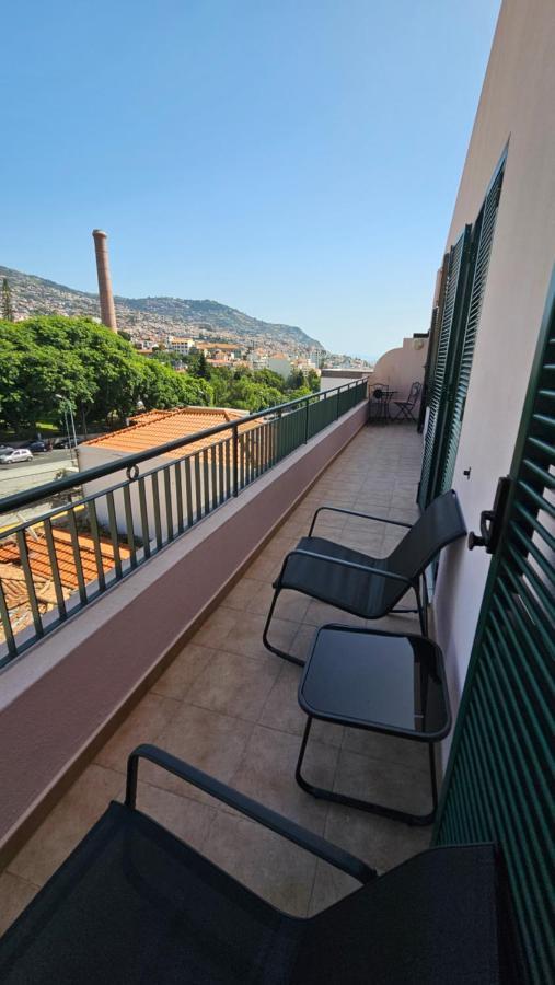 Garden And Seaview Apartment - Free Parking Funchal  Luaran gambar