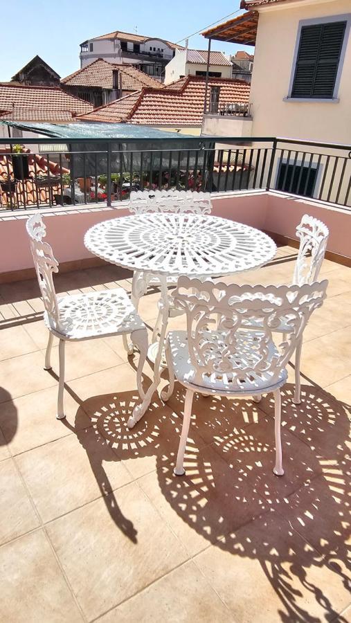 Garden And Seaview Apartment - Free Parking Funchal  Luaran gambar