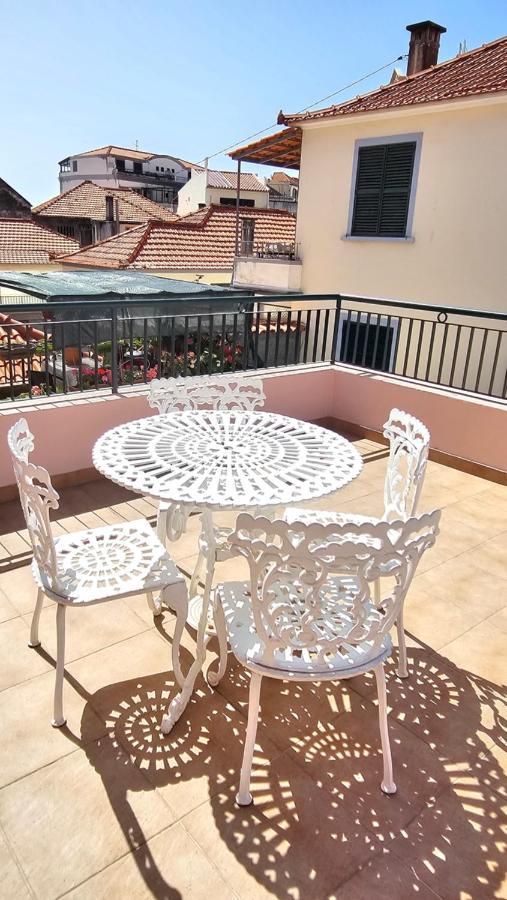 Garden And Seaview Apartment - Free Parking Funchal  Luaran gambar